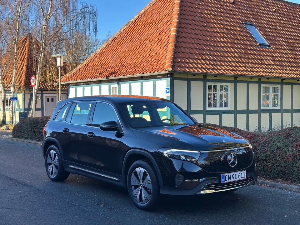 Mercedes EQB250+ 5d