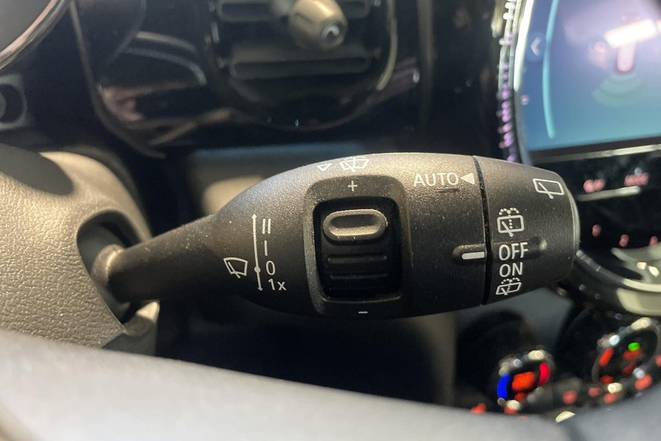 MINI Cooper SE Maximise 3d