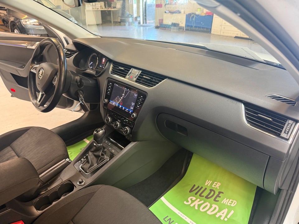 Skoda Octavia 1,8 TSi 180 Style Combi DSG 5d