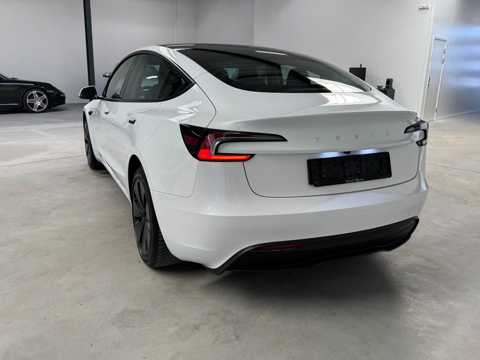 Tesla Model 3 RWD 4d