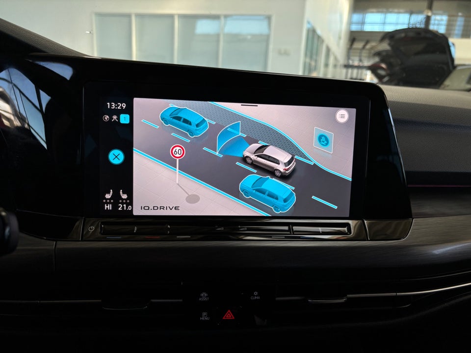 VW Golf VIII 1,5 eTSi 150 Style DSG 5d