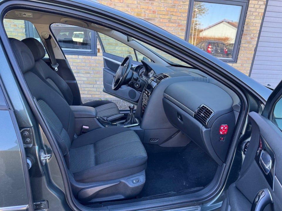 Peugeot 407 1,6 HDi 109 Premium SW 5d