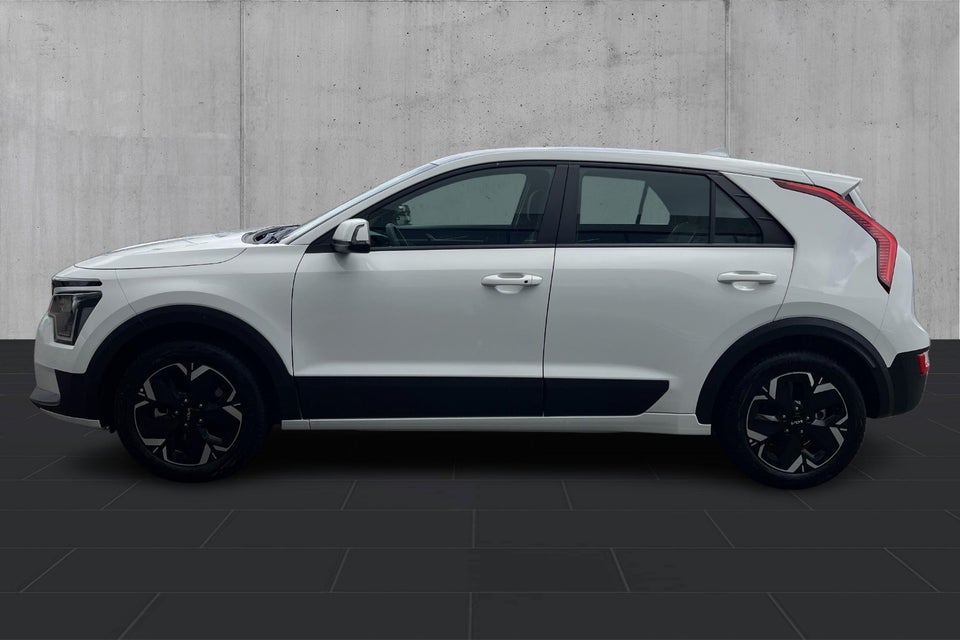 Kia Niro 64 EV Access 5d
