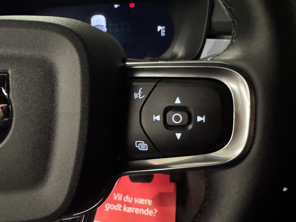 Volvo XC40 ReCharge Extended Range Core 5d