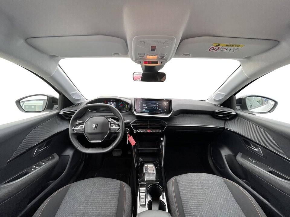 Peugeot e-208 50 GT 5d