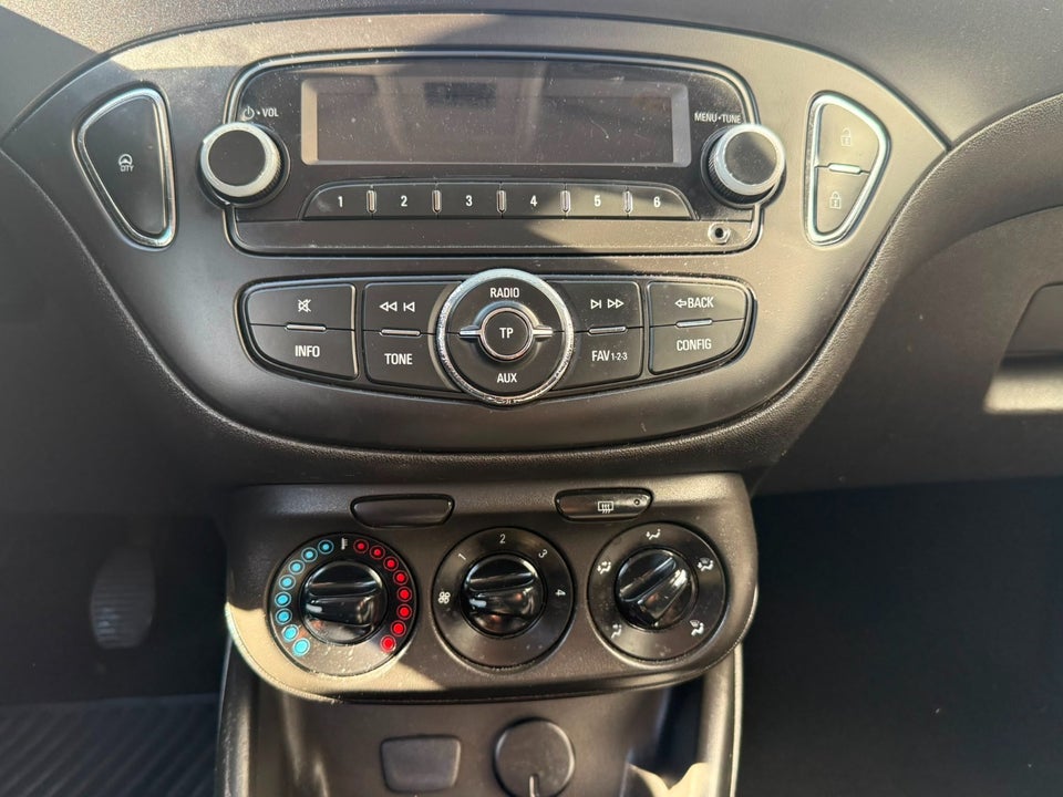 Opel Corsa 1,4 Essentia 5d