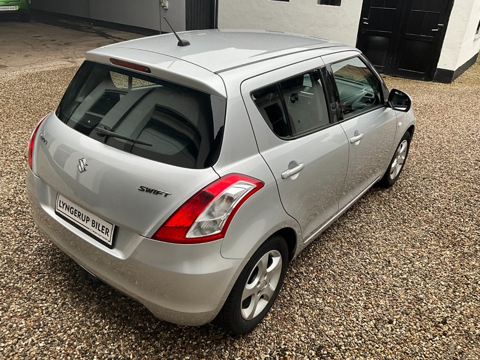 Suzuki Swift 1,2 Dualjet Comfort 5d