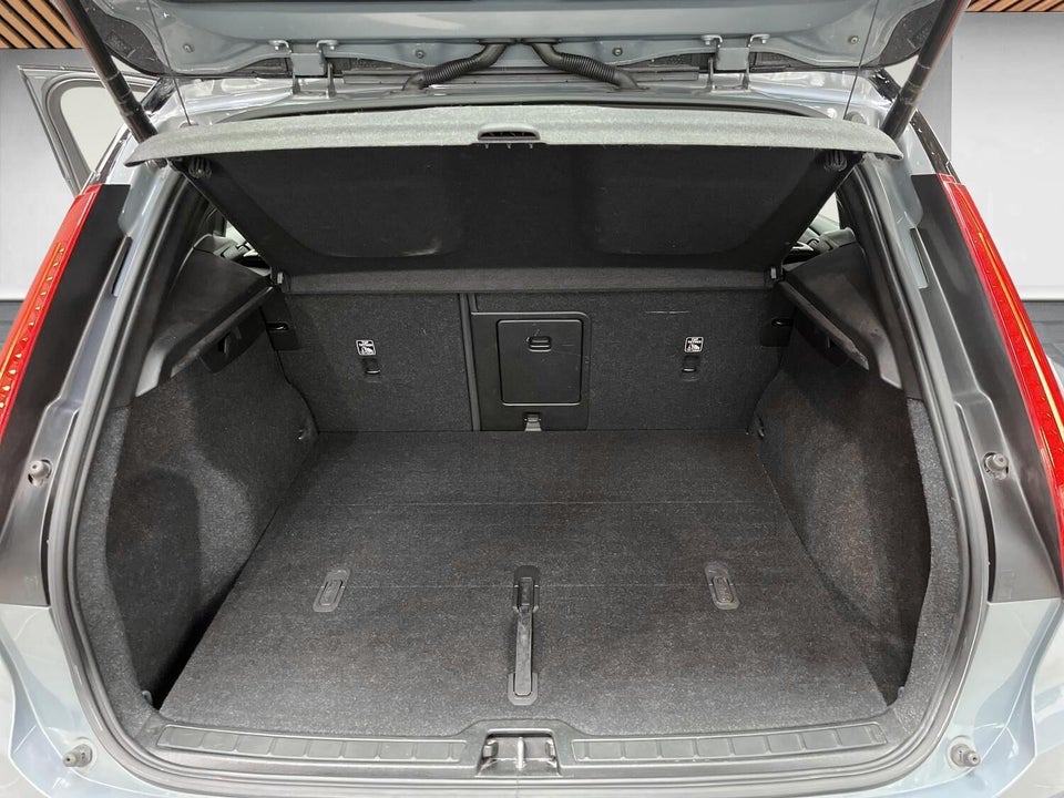 Volvo XC40 P8 ReCharge Twin Plus 5d