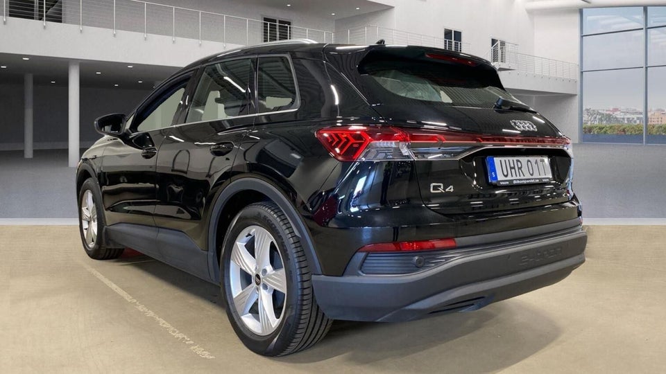 Audi Q4 e-tron 40  5d