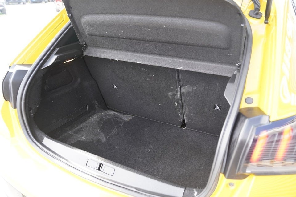 Peugeot 208 1,2 PureTech 100 Platin Pack 5d