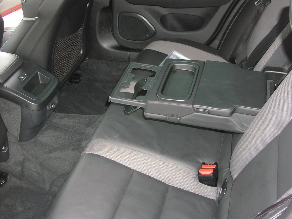 Volvo V60 2,0 D4 190 R-Design aut. 5d