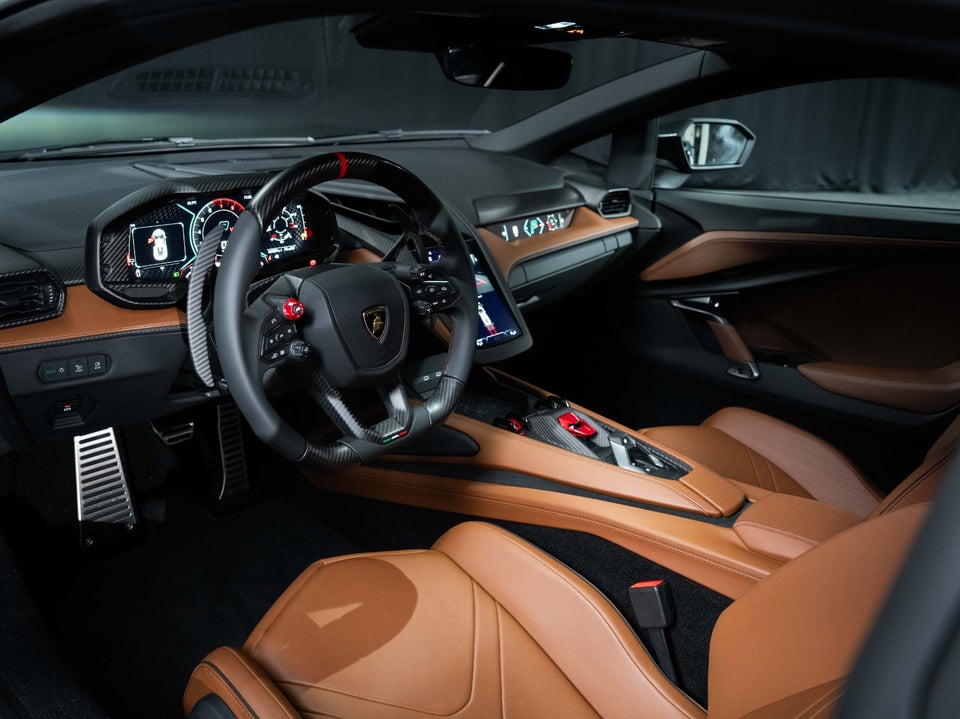 Lamborghini Revuelto 6,5 2d