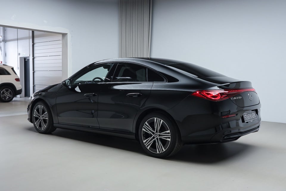 Mercedes CLA250+ EQ Progressive Premium Plus 4d
