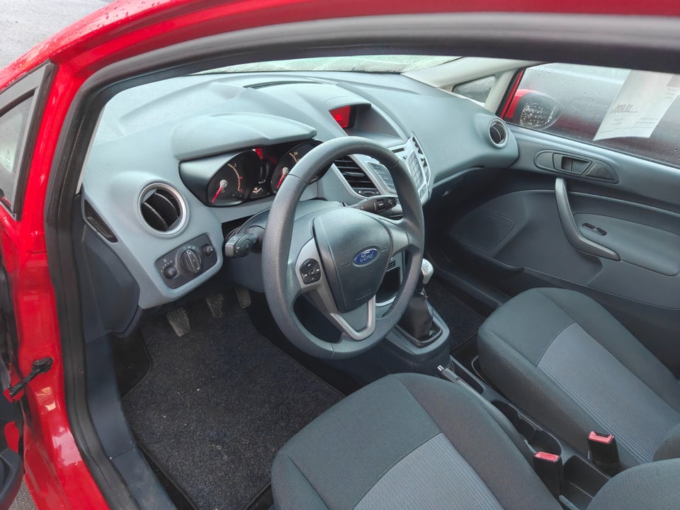 Ford Fiesta 1,25 60 Ambiente 3d