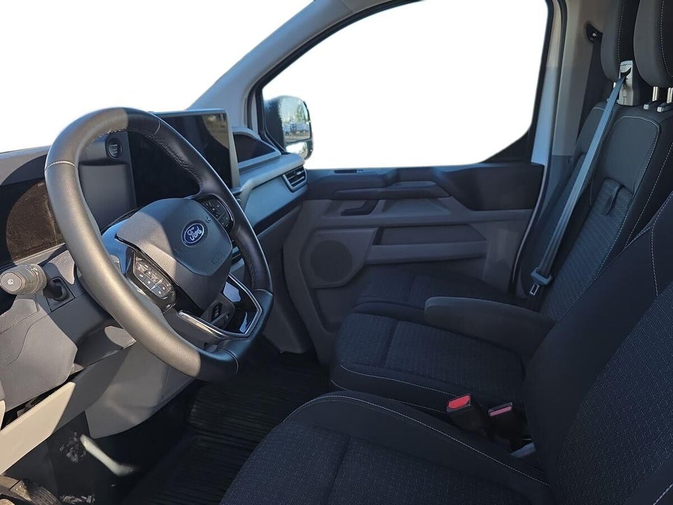 Ford Transit Custom 300L 2,0 EcoBlue Trend aut.