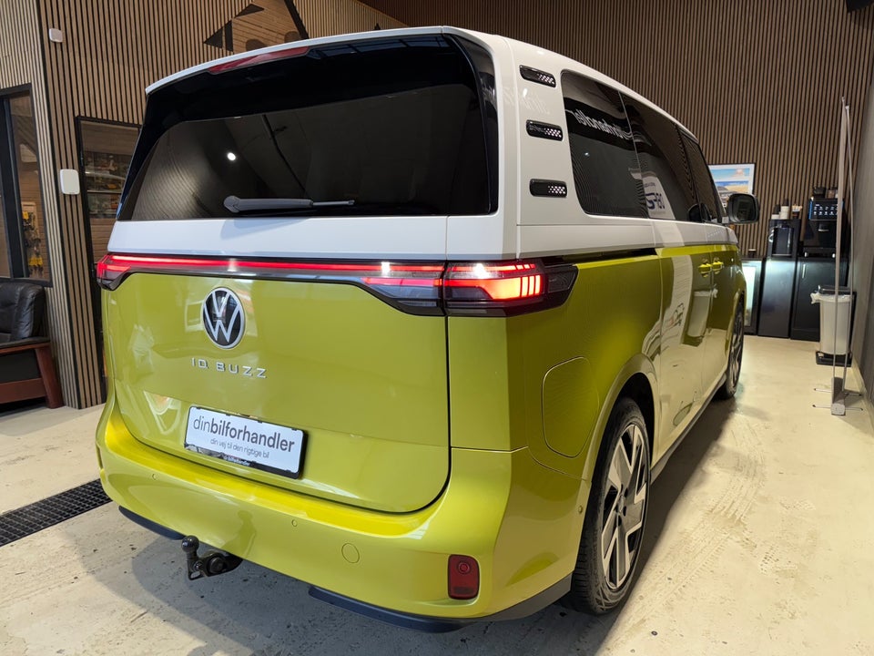 VW ID.Buzz 77 Style SWB 5d