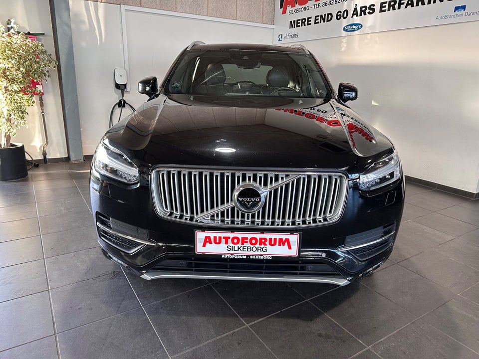 Volvo XC90 2,0 D5 235 Inscription aut. AWD 7prs 5d