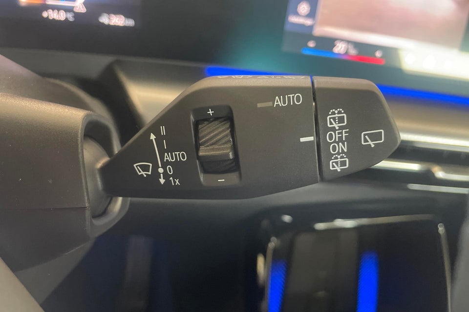 BMW iX1 eDrive20 M-Sport 5d