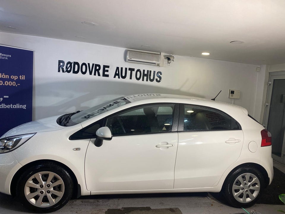 Kia Rio 1,2 CVVT Style+ 5d