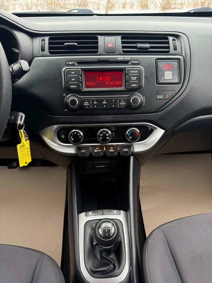 Kia Rio 1,2 CVVT Premium 5d