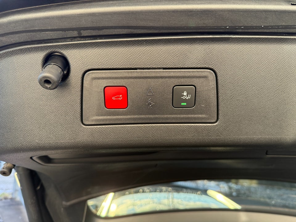 Peugeot 508 1,6 Hybrid Allure Pack SW EAT8 5d