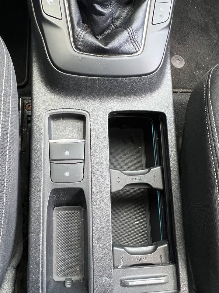 Ford Focus 1,0 EcoBoost Titanium stc. 5d