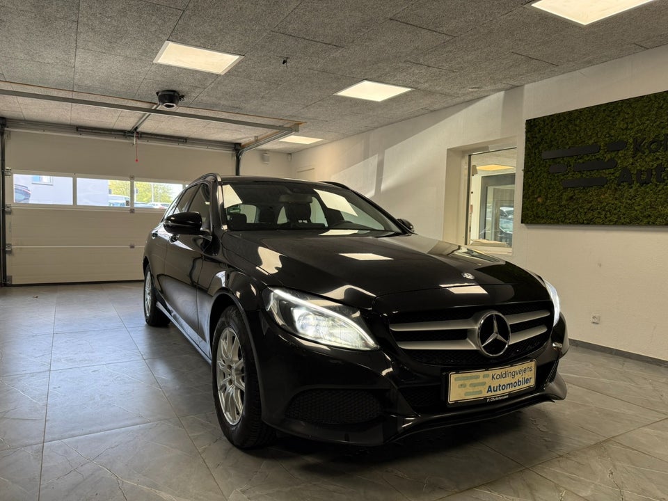 Mercedes C220 d 2,2 Business stc. 5d