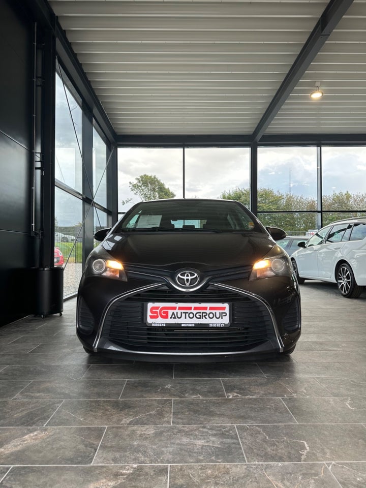 Toyota Yaris 1,0 VVT-i T2 Premium 5d