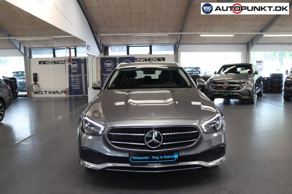 Mercedes E300 de 2,0 Advantage stc. aut. 5d