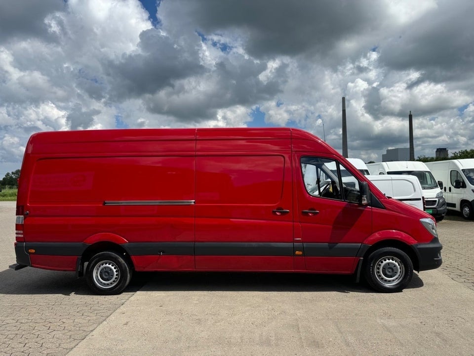 Mercedes Sprinter 316 2,2 CDi R3L Kassevogn 5d