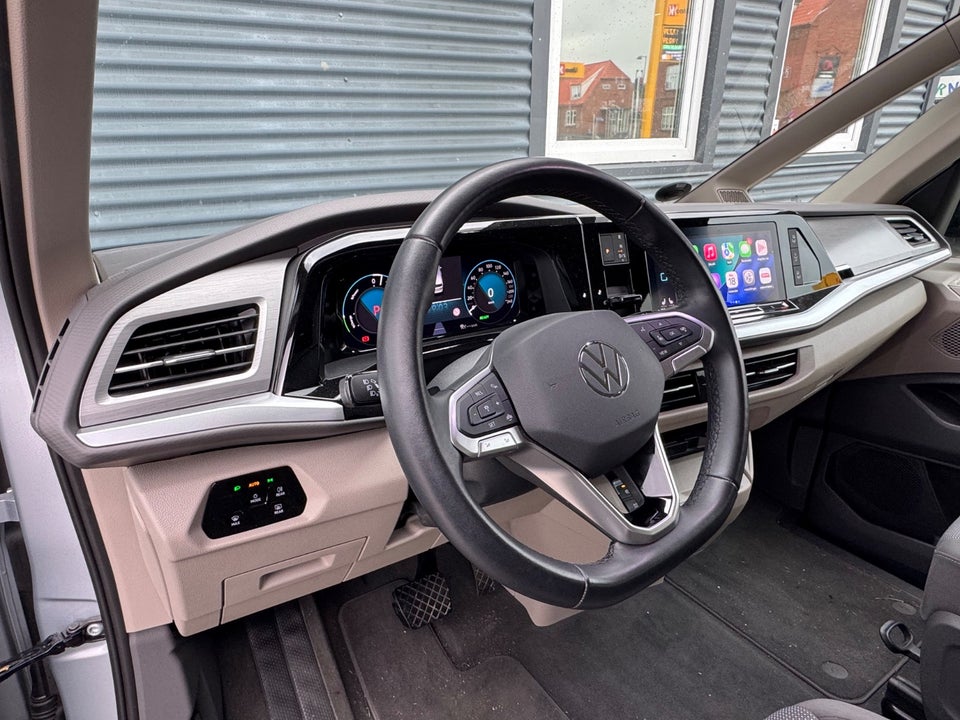 VW Multivan 1,4 eHybrid Life DSG kort