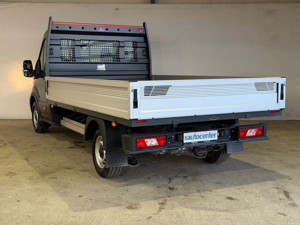 Ford E-Transit 350 L3 Chassis 68 Trend H1 RWD