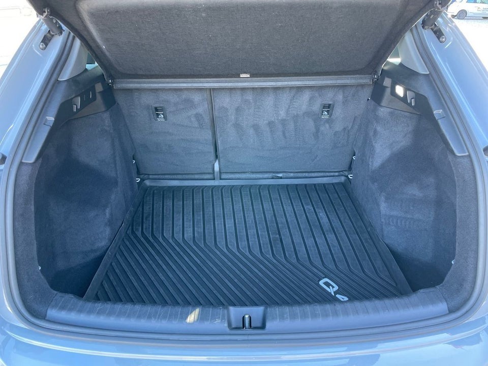 Audi Q4 e-tron 40  5d