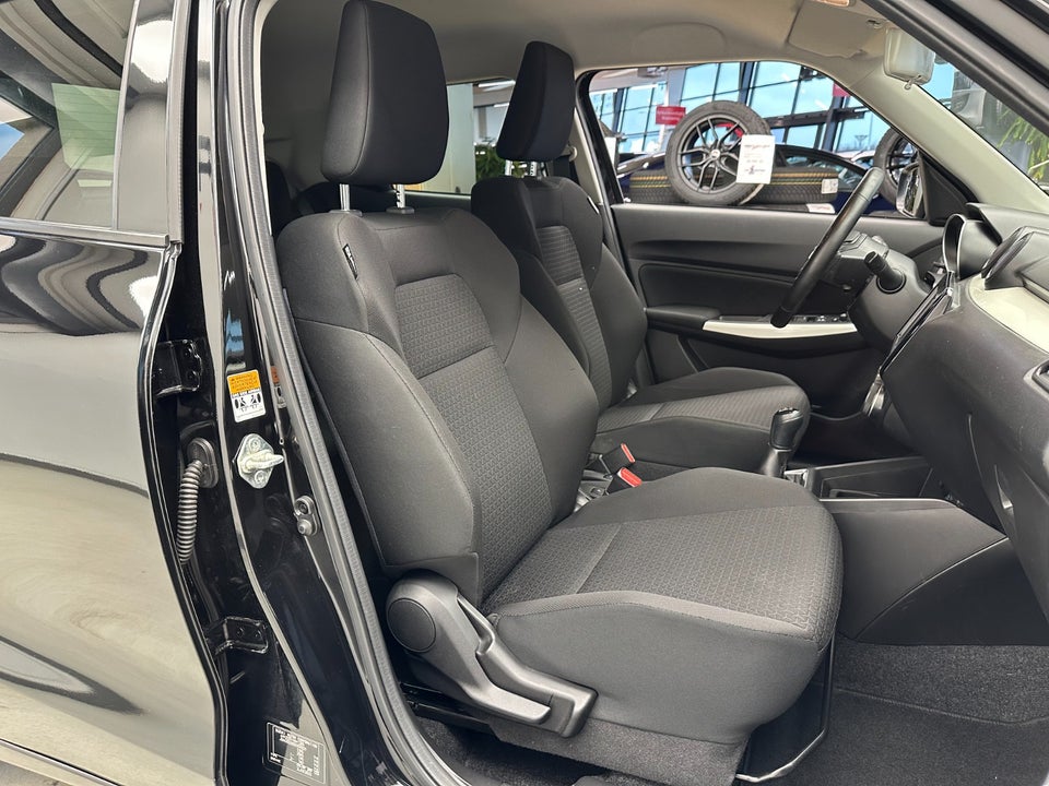 Suzuki Swift 1,2 mHybrid Exclusive 5d