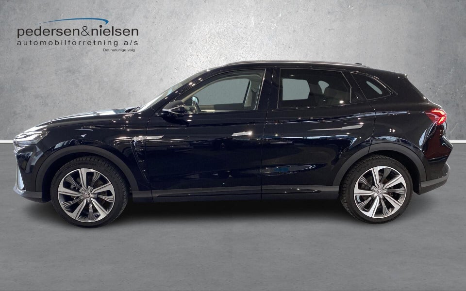 MG Marvel R Luxury 5d