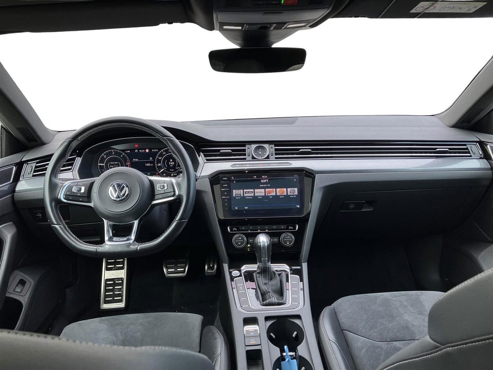 VW Arteon 2,0 TDi 150 R-line DSG BMT 4d