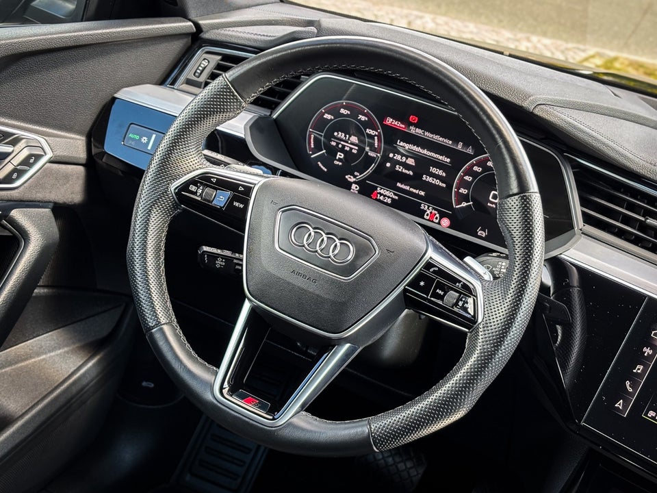 Audi e-tron 55 S-line Sportback quattro 5d