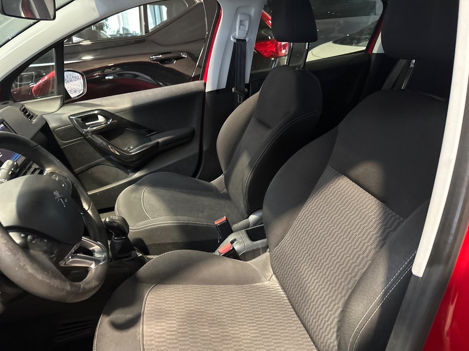 Peugeot 208 1,6 BlueHDi 100 Active 5d