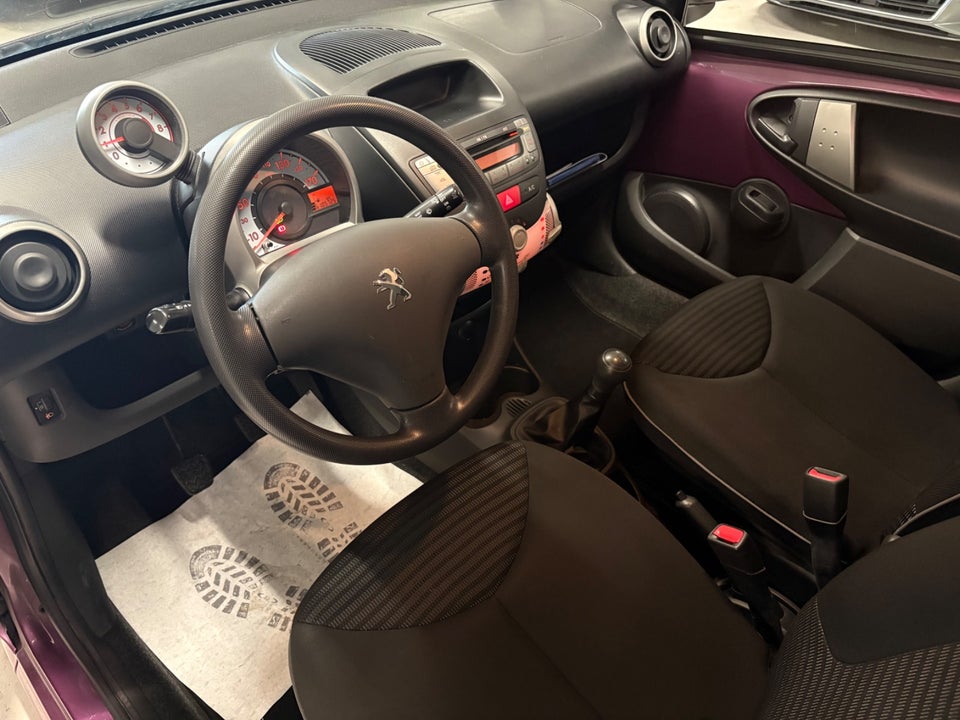 Peugeot 107 1,0  5d