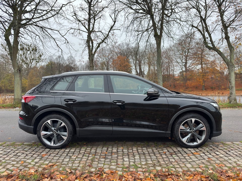 Audi Q4 e-tron 35  5d