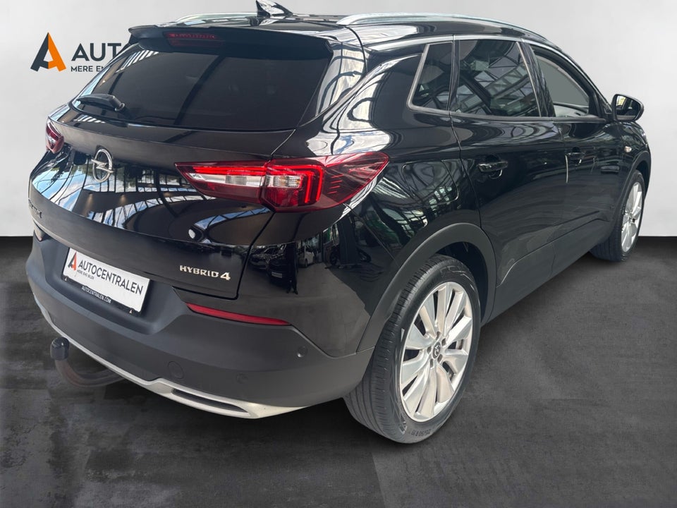 Opel Grandland X 1,6 Hybrid Exclusive aut. 5d