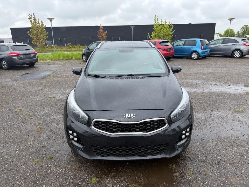 Kia Ceed 1,6 CRDi 136 GT-Line Limited SW DCT 5d