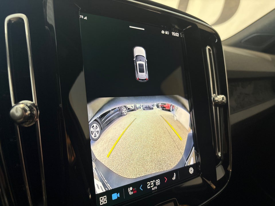 Volvo XC40 ReCharge Extended Range Plus 5d