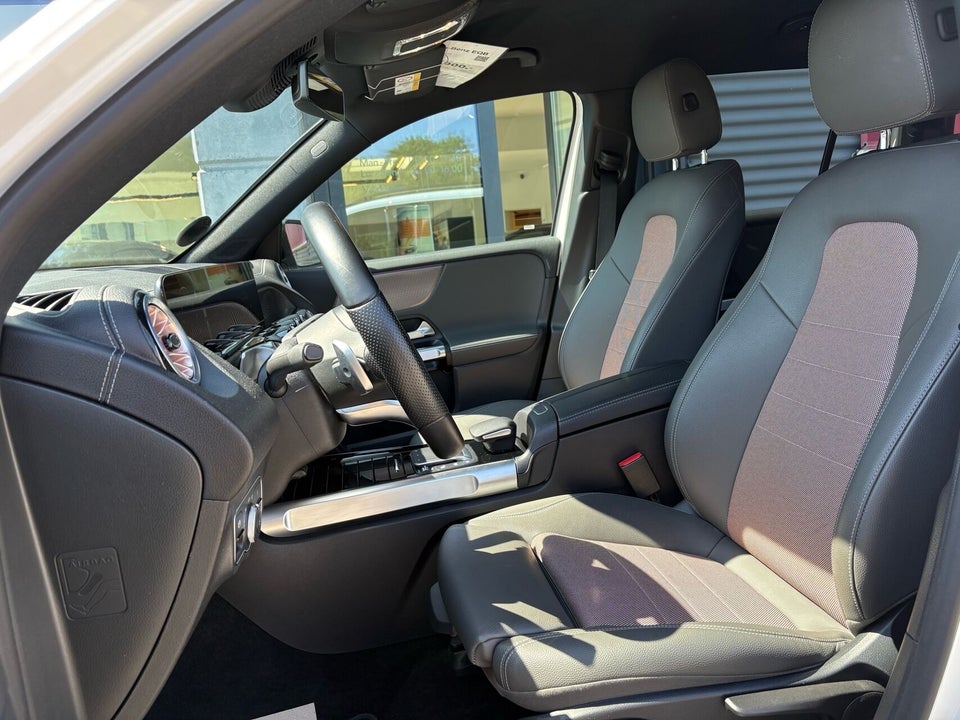 Mercedes EQB250 Electric Art 5d