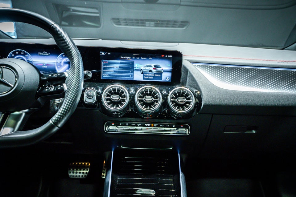 Mercedes EQA250+ AMG Premium 5d