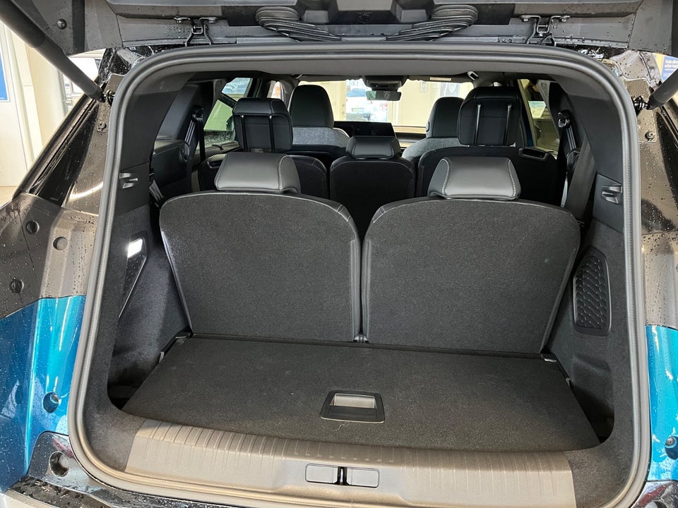 Peugeot e-5008 77 GT Pack 7prs 5d