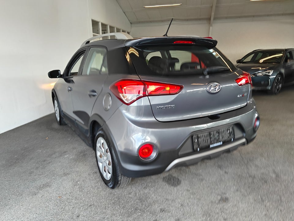 Hyundai i20 Active Cross 1,4 CRDi 90 Trend 5d