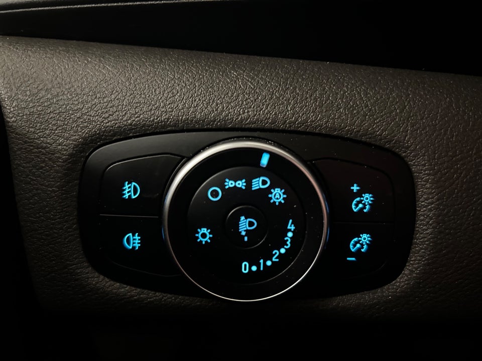 Ford Transit Custom 320L 2,0 TDCi 185 Sport