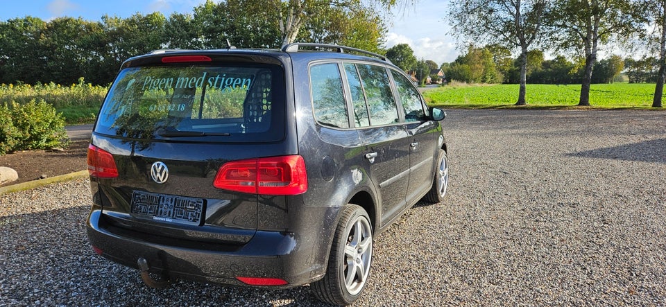 VW Touran 1,6 TDi 105 Trendline BMT Van 5d