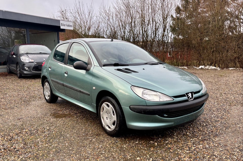 Peugeot 206 1,4 XR 5d